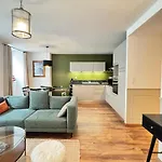 Apartment Plein Centre, Bel 4pieces De 80m2 Pour 6 Pers *